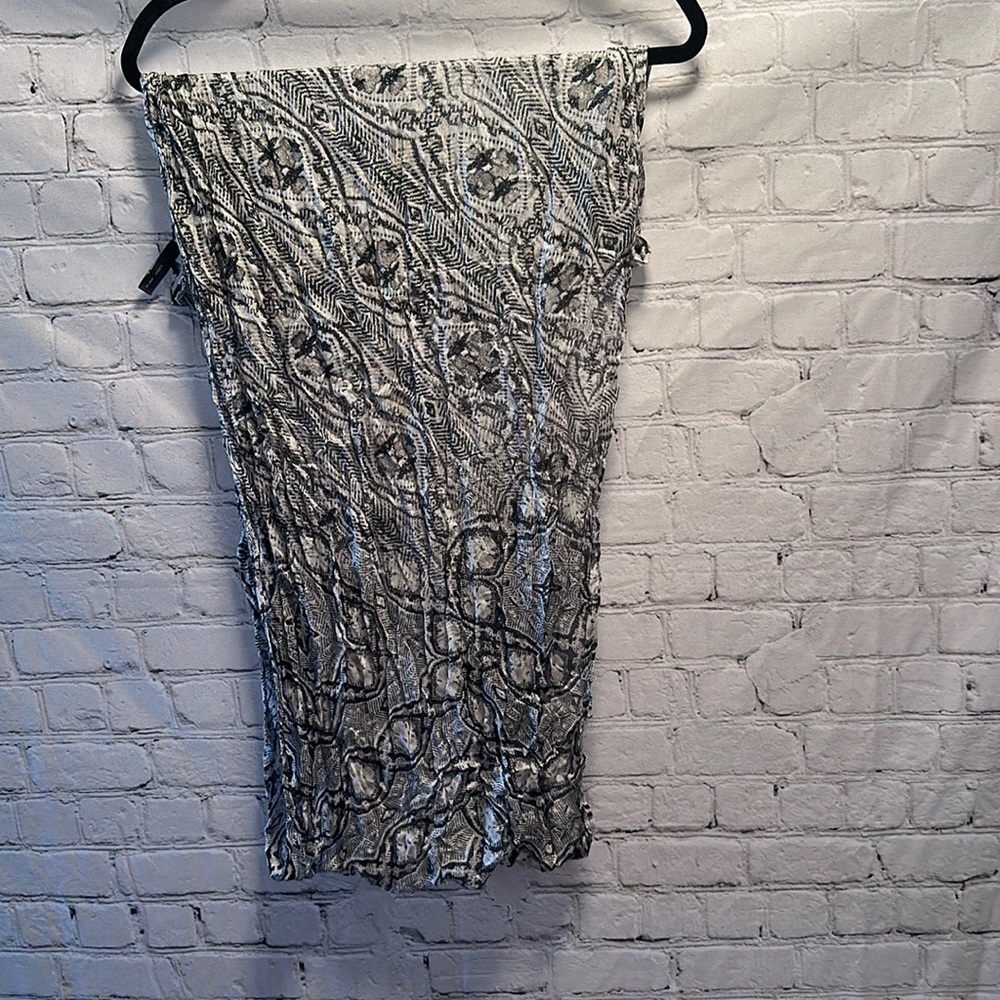 The Limited infinity scarf
